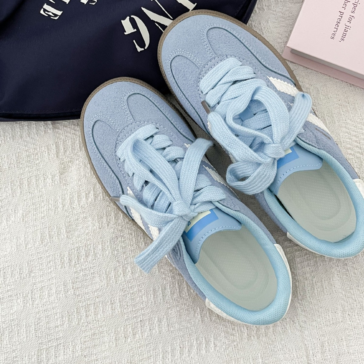 Vintage-style sneakers for wom - Guipure Lace Panel incelemesi ve fiyatı