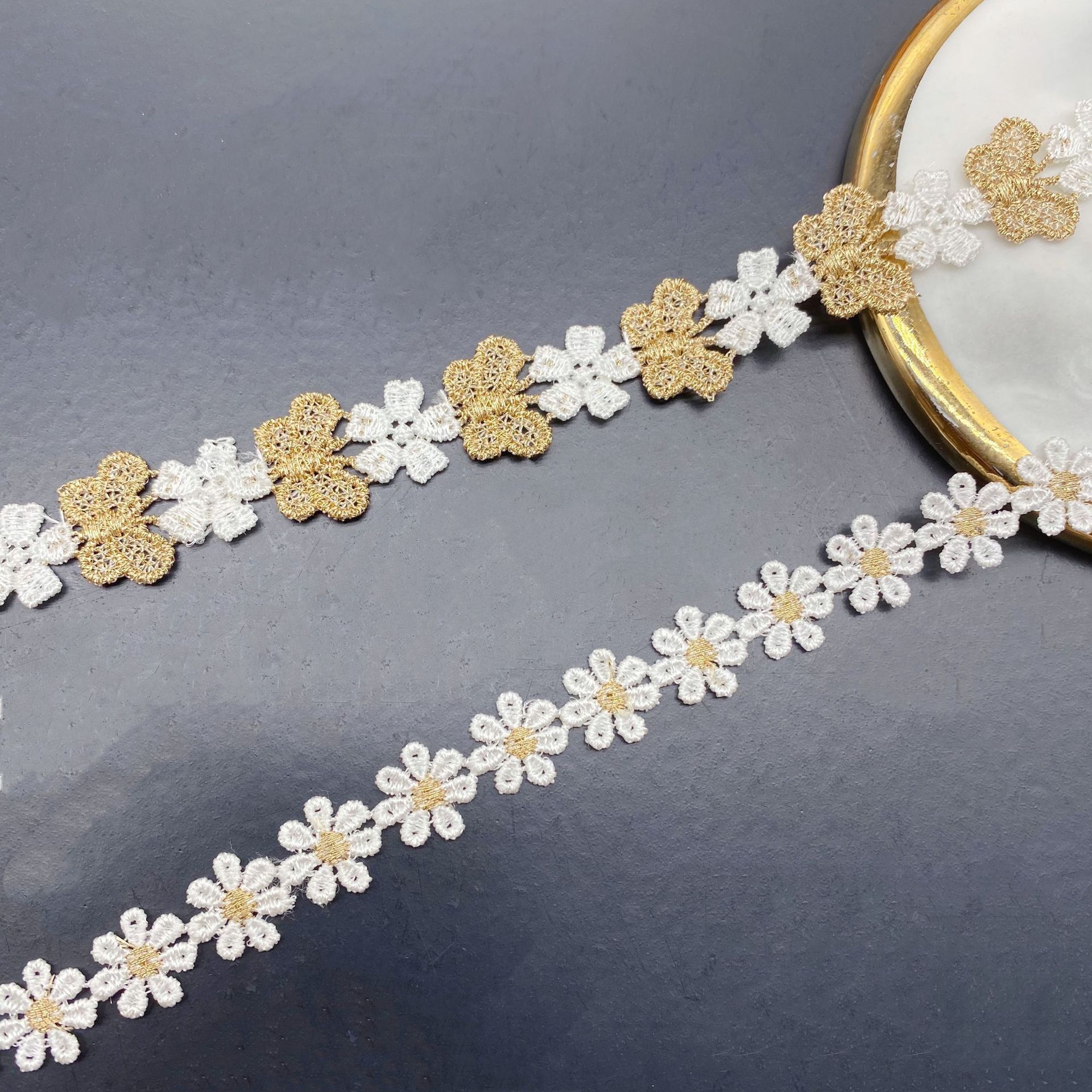 Hollow Embroidery Two-color Sm - Lace Ribbon Trim incelemesi ve fiyatı